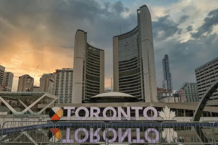 Best Places to Visit in Toronto Tourist Places & Attractions